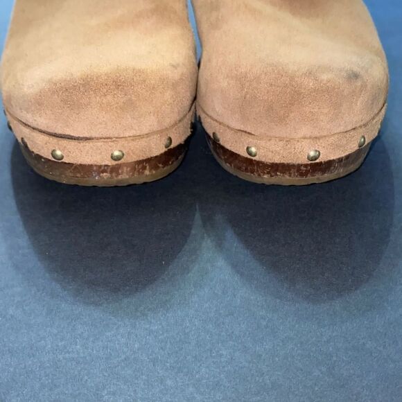 UGG suede leather clog slide ons - Picture 3 of 8